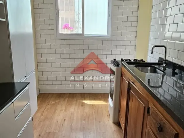 Apartamento 2 quartos e 1 banheiro, à venda, no bairro Parque Industrial em São José dos Campos