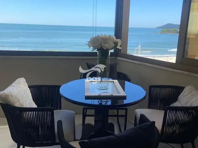 Apartamento com 226m² 3 quartos e 4 banheiros, à venda, no bairro Centro em Balneário Camboriú