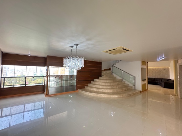 Apartamento 4 quartos e 7 banheiros, à venda, no bairro Caiçaras em Londrina