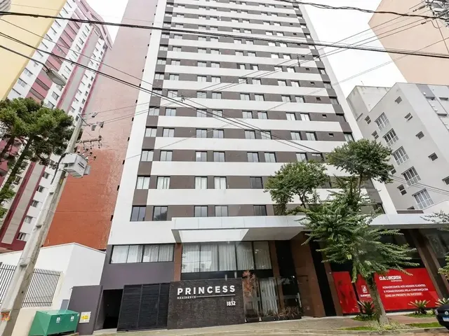 Apartamento 1 quarto e 1 banheiro, para alugar, no bairro Centro em Curitiba