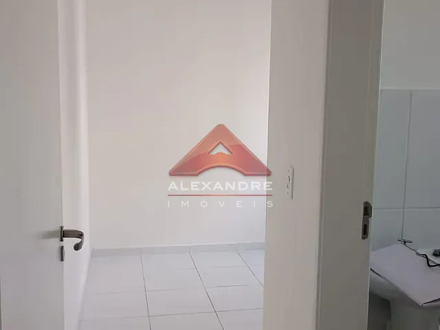 Apartamento 2 quartos e 1 banheiro, para alugar, no bairro Chácara dos Eucalíptos em São José dos Campos