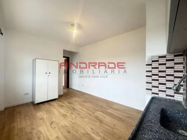 Apartamento 1 quarto e 1 banheiro, à venda, no bairro Alto da XV em Curitiba
