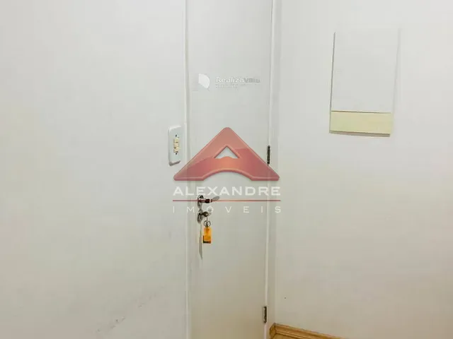 Apartamento 2 quartos e 1 banheiro, à venda, no bairro Vila Tatetuba em São José dos Campos