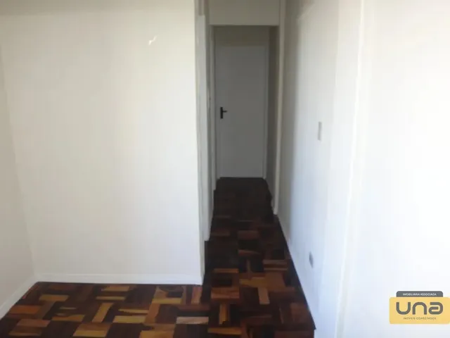 Apartamento 2 quartos e 1 banheiro, para alugar, no bairro AGUA VERDE em Curitiba