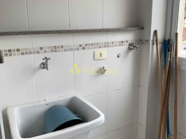 Apartamento 2 quartos e 2 banheiros, à venda ou para alugar, no bairro CENTRO em Pindamonhangaba