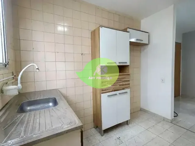Apartamento 2 quartos e 1 banheiro, para alugar, no bairro Jardim Guadalajara em Sorocaba