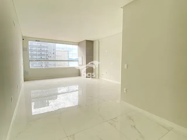 Apartamento 2 quartos e 3 banheiros, à venda, no bairro Centro em Porto Belo