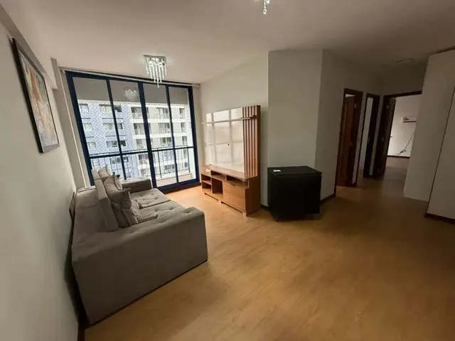 Apartamento 3 quartos e 2 banheiros, para alugar, no bairro Bigorrilho em Curitiba