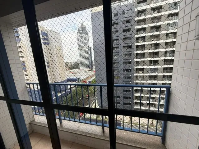 Apartamento 3 quartos e 2 banheiros, para alugar, no bairro Bigorrilho em Curitiba