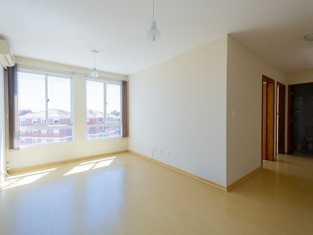 Apartamento com 84m² 2 quartos e 1 banheiro, à venda, no bairro Centro em Pelotas