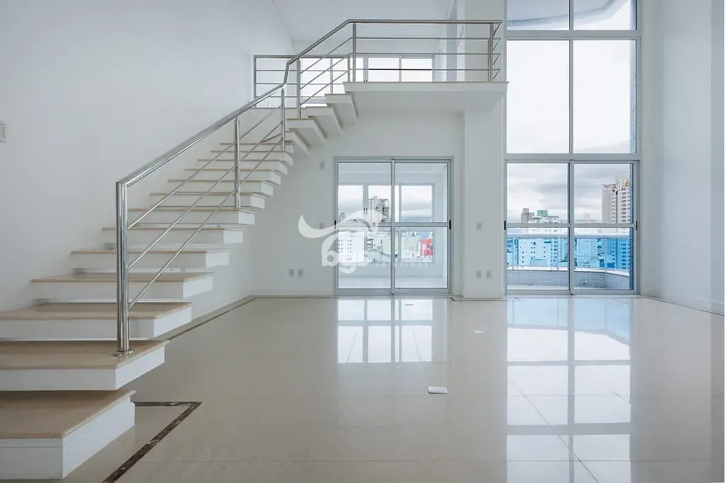 Apartamento, 2 quartos, 252 m² - Foto 1