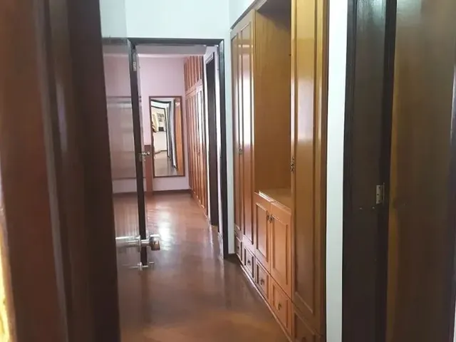 Apartamento 3 quartos e 2 banheiros, para alugar, no bairro Centro em Curitiba