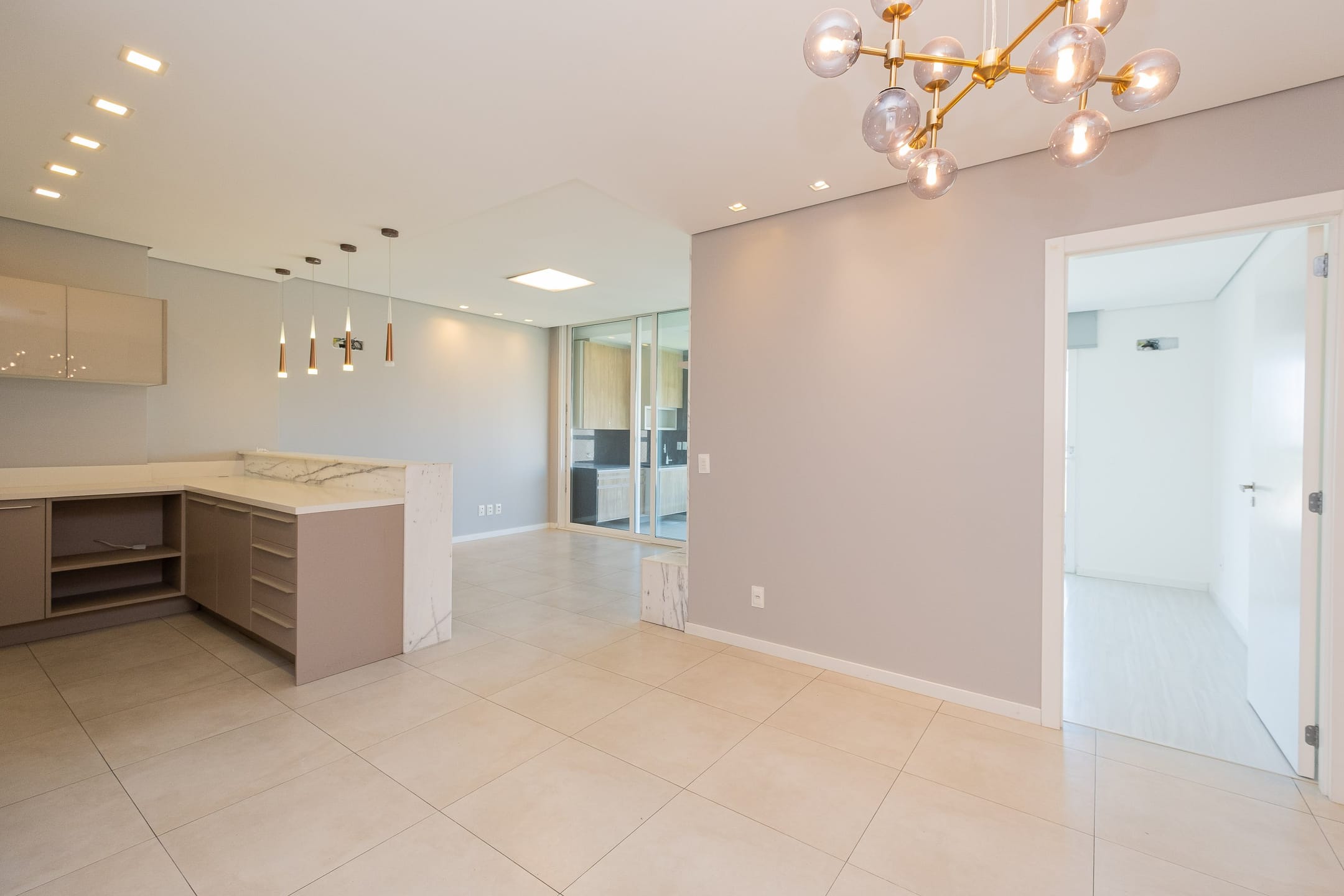 Apartamento à venda ou aluguel no Vasco da Gama Areal, 117 m², 3 quartos 1 suíte, sacada e alto padrão