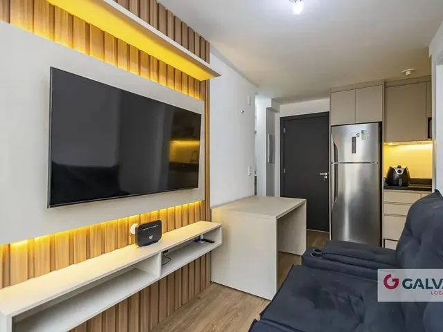 Apartamento 2 quartos e 1 banheiro, para alugar, no bairro Vila Izabel em Curitiba