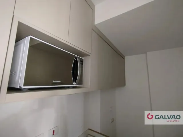 Apartamento 2 quartos e 1 banheiro, para alugar, no bairro Vila Izabel em Curitiba