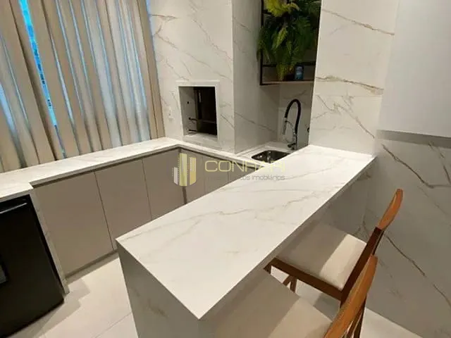 Apartamento com 175m² 3 quartos e 4 banheiros, à venda, no bairro Meia Praia em Itapema