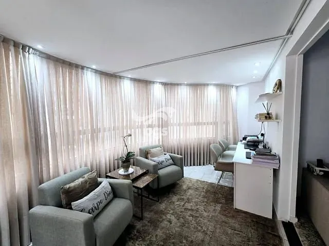 Apartamento com 156m² 3 quartos e 3 banheiros, à venda, no bairro Centro em Balneário Camboriú