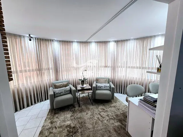 Apartamento com 156m² 3 quartos e 3 banheiros, à venda, no bairro Centro em Balneário Camboriú