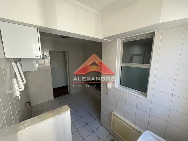 Apartamento 3 quartos e 2 banheiros, à venda, no bairro Conjunto Residencial Trinta e Um de Março em São José dos Campos