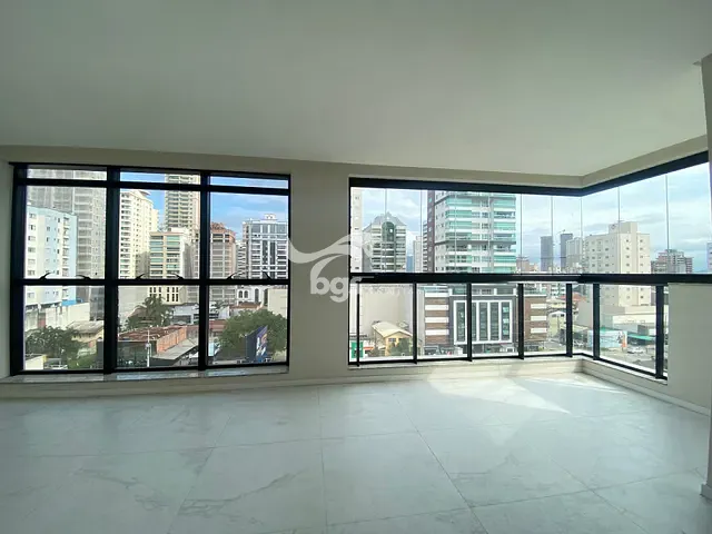 Apartamento 3 quartos e 4 banheiros, à venda, no bairro Andorinha em Itapema