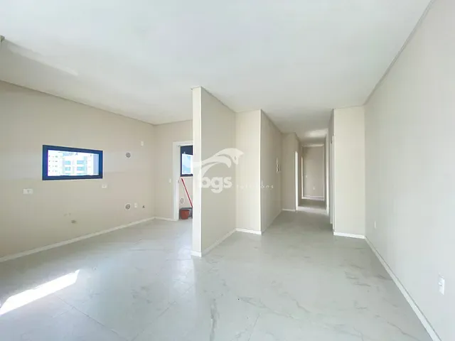 Apartamento 3 quartos e 4 banheiros, à venda, no bairro Andorinha em Itapema