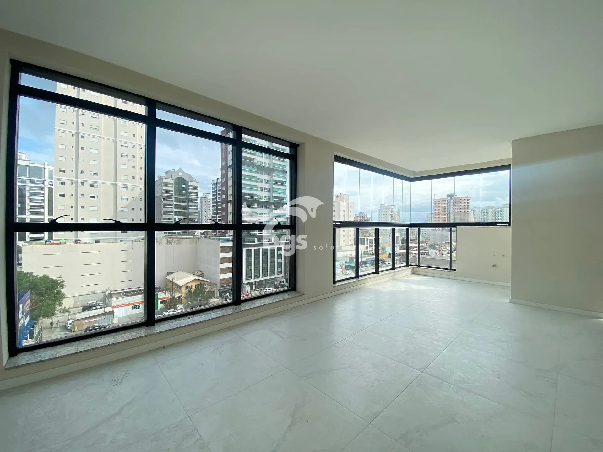 Apartamento, 3 quartos, 114 m² - Foto 1
