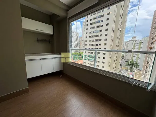 Apartamento 2 quartos e 2 banheiros, para alugar, no bairro Condomínio Royal Park em São José dos Campos