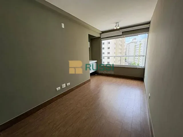 Apartamento 2 quartos e 2 banheiros, para alugar, no bairro Condomínio Royal Park em São José dos Campos