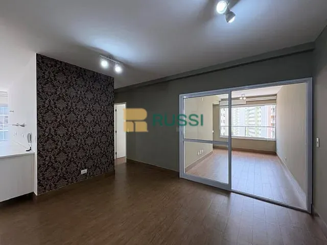 Apartamento 2 quartos e 2 banheiros, para alugar, no bairro Condomínio Royal Park em São José dos Campos