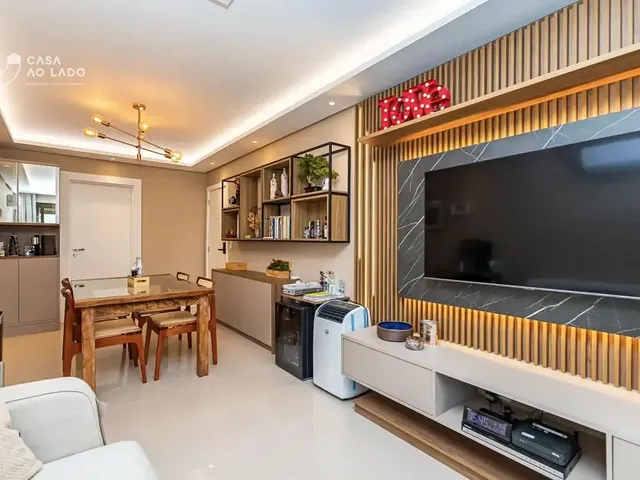 Apartamento 2 quartos e 2 banheiros, à venda, no bairro Centro em Curitiba