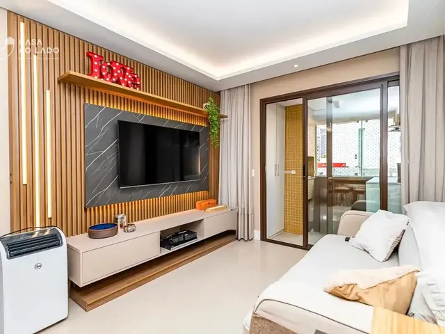 Apartamento 2 quartos e 2 banheiros, à venda, no bairro Centro em Curitiba