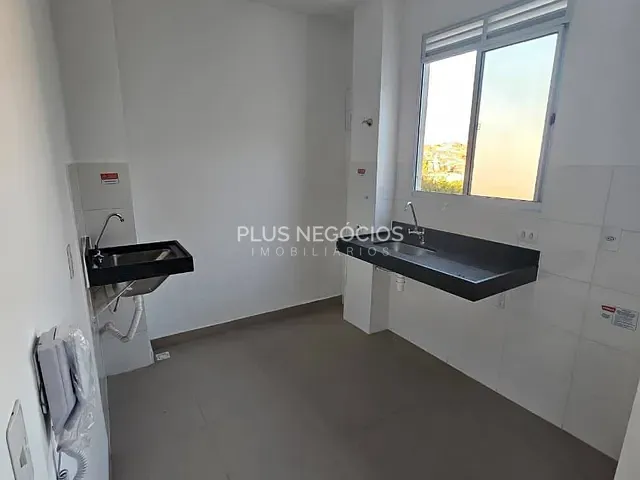 Apartamento com 39m² 2 quartos e 1 banheiro, à venda, no bairro Parque São Bento em Sorocaba
