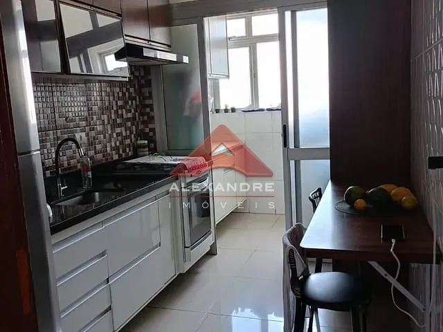 Apartamento com 73m² 3 quartos e 1 banheiro, à venda, no bairro Vila Tatetuba em São José dos Campos