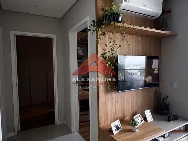 Apartamento 2 quartos e 1 banheiro, à venda, no bairro Jardim Primavera em Jacareí