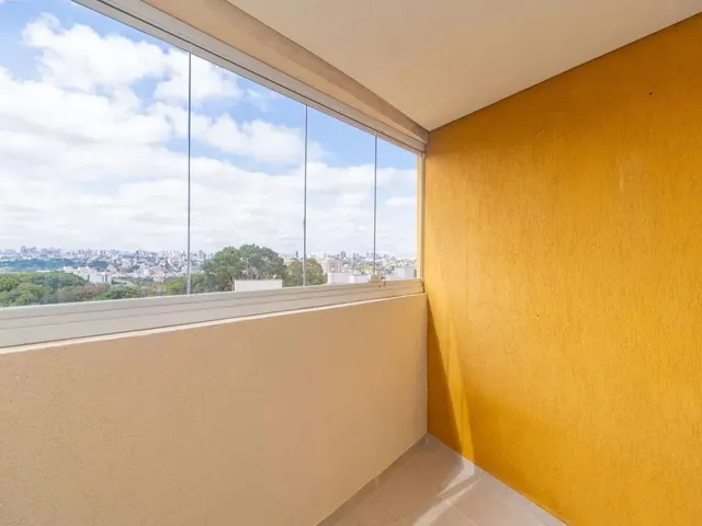 Apartamento 2 quartos e 2 banheiros, para alugar, no bairro Campo Comprido em Curitiba
