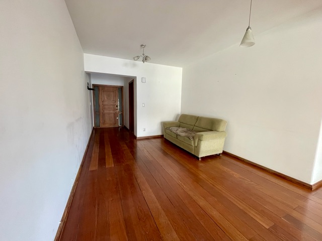 Apartamento com 213m² 3 quartos e 3 banheiros, à venda, no bairro Centro em Pelotas