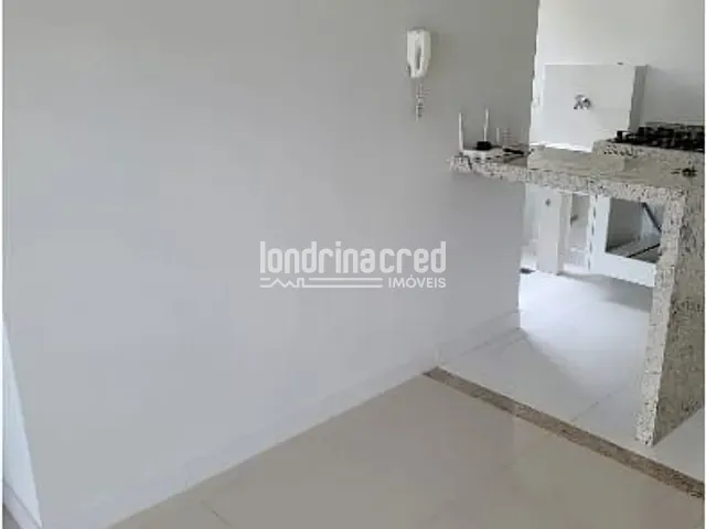 Apartamento 2 quartos e 1 banheiro, à venda, no bairro VILA DAS ACACIAS em Londrina