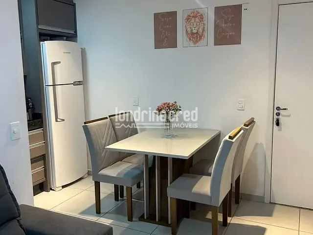 Apartamento 2 quartos e 2 banheiros, à venda, no bairro RESIDENCIAL PINHEIROS em Londrina