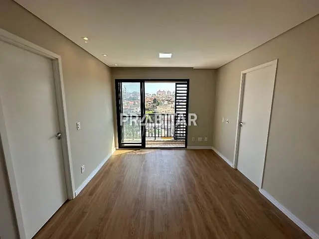 Apartamento 2 quartos e 1 banheiro, para alugar, no bairro Jardim D Abril em Osasco