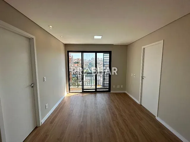 Apartamento 2 quartos e 1 banheiro, para alugar, no bairro Jardim D Abril em Osasco