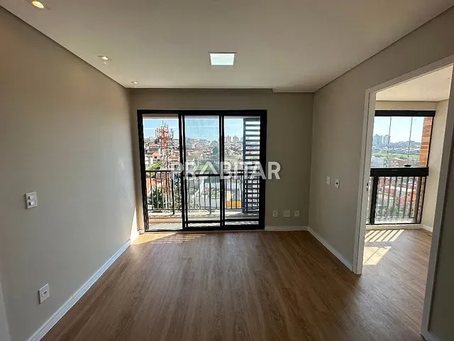 Apartamento 2 quartos e 1 banheiro, para alugar, no bairro Jardim D Abril em Osasco