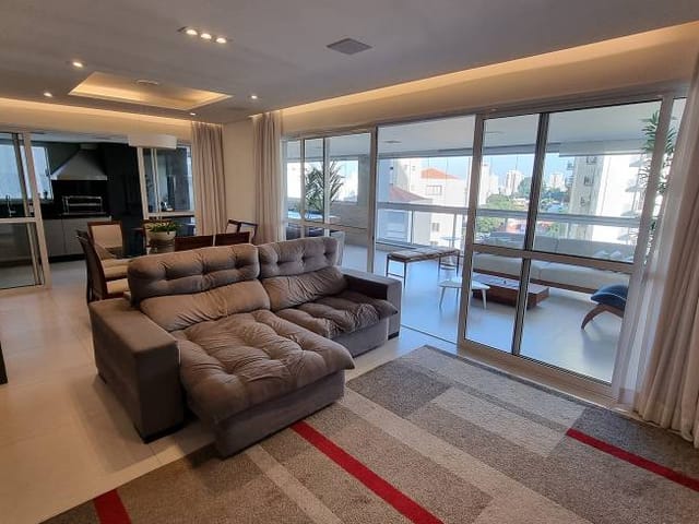 Apartamento com 250m² 4 quartos e 5 banheiros, à venda, no bairro Vila Mariana em São Paulo