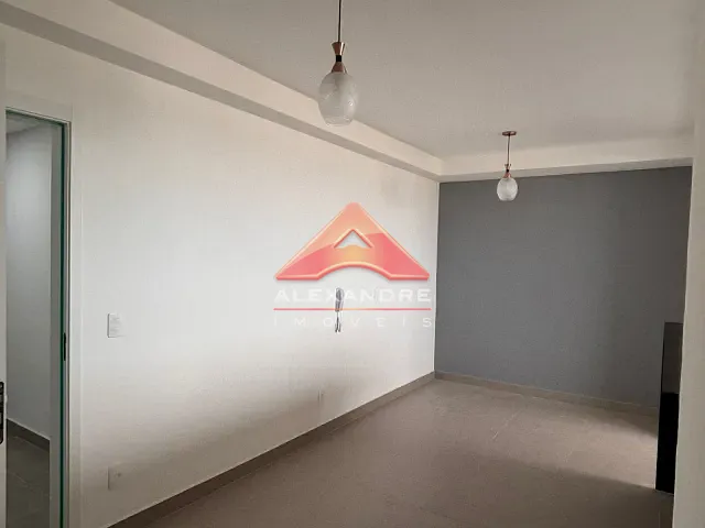 Apartamento 2 quartos e 1 banheiro, à venda ou para alugar, no bairro Loteamento Floresta em São José dos Campos