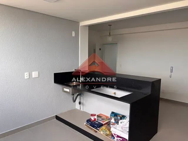Apartamento 2 quartos e 1 banheiro, à venda ou para alugar, no bairro Loteamento Floresta em São José dos Campos