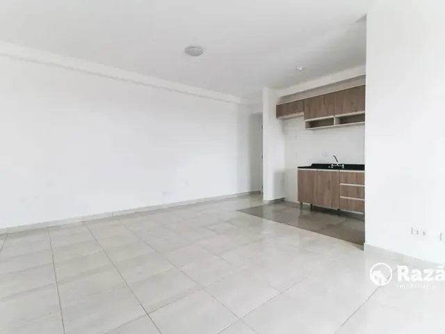 Apartamento 3 quartos e 1 banheiro, para alugar, no bairro Novo Mundo em Curitiba
