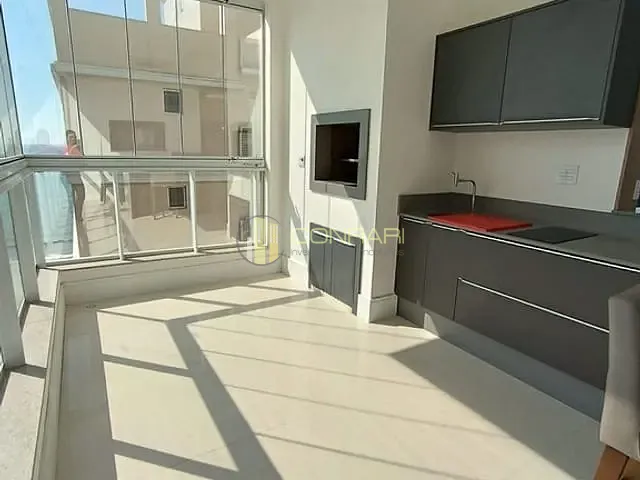 Apartamento com 220m² 4 quartos e 5 banheiros, para alugar, no bairro Meia Praia em Itapema