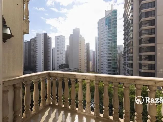 Apartamento 4 quartos e 2 banheiros, para alugar, no bairro Água Verde em Curitiba