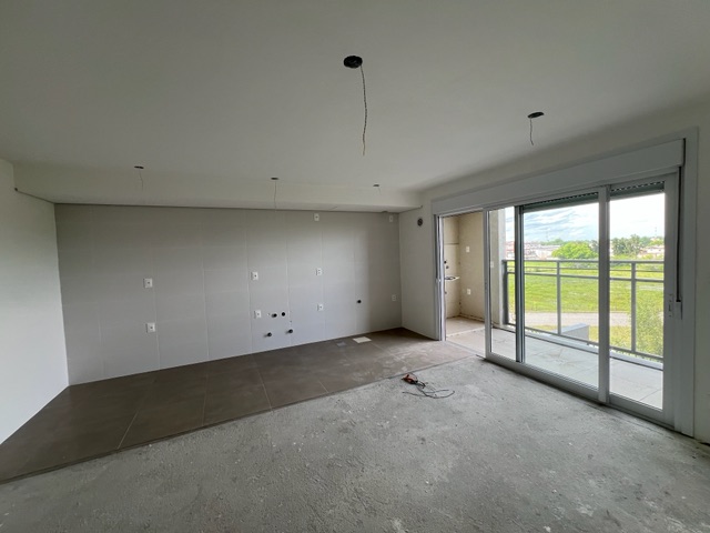 Apartamento 2 quartos e 2 banheiros, à venda, no bairro Areal em Pelotas
