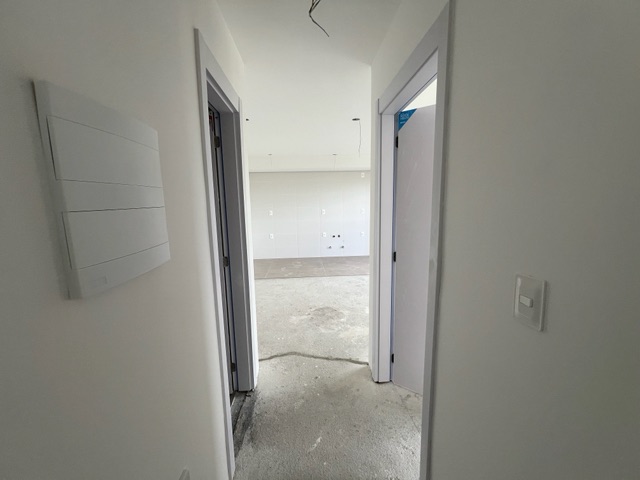 Apartamento 2 quartos e 2 banheiros, à venda, no bairro Areal em Pelotas