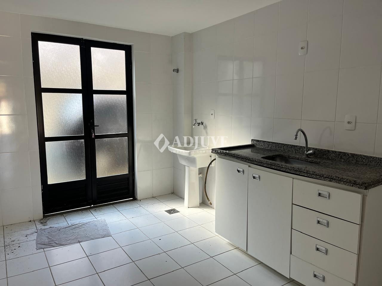 Apartamento à venda e aluguel com 2 quartos, 59m² - Foto 6